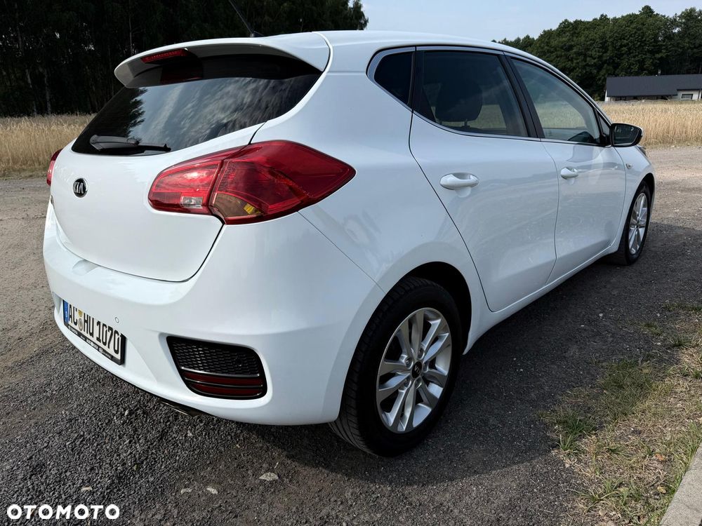 Kia Ceed 1.4 Smart Plus - 10