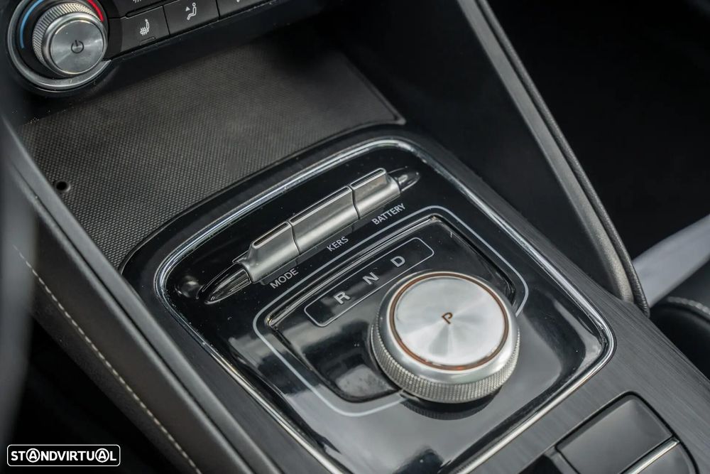 MG ZS Luxury - 16