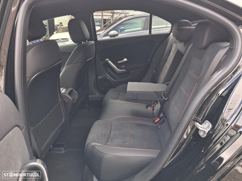 Mercedes-Benz A 250 Limousine - 12