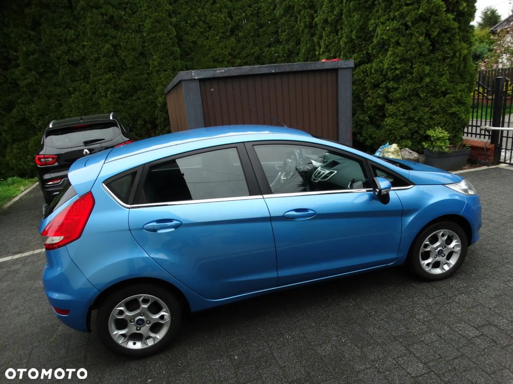 Ford Fiesta - 8