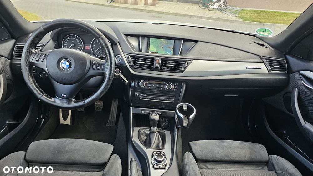 BMW X1 xDrive18d xLine - 15