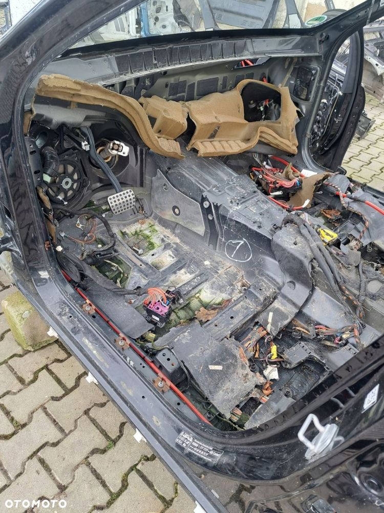 MERCEDES S KLASA W222 S500 KAROSERIA DRZWI ZAWIESZENIE - 12