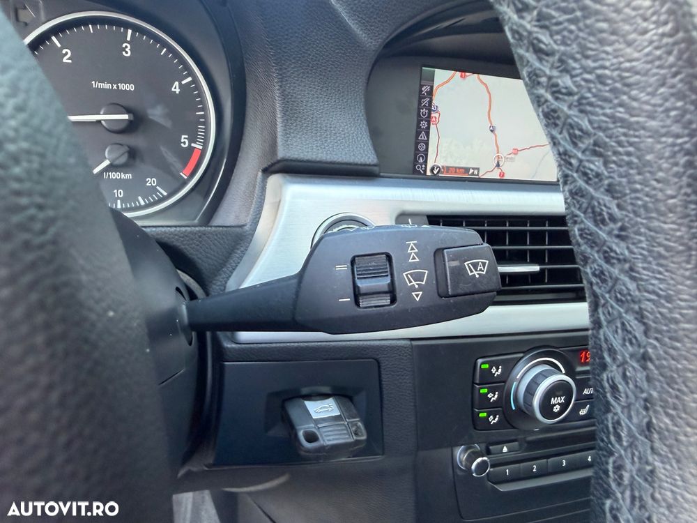 BMW Seria 3 - 23