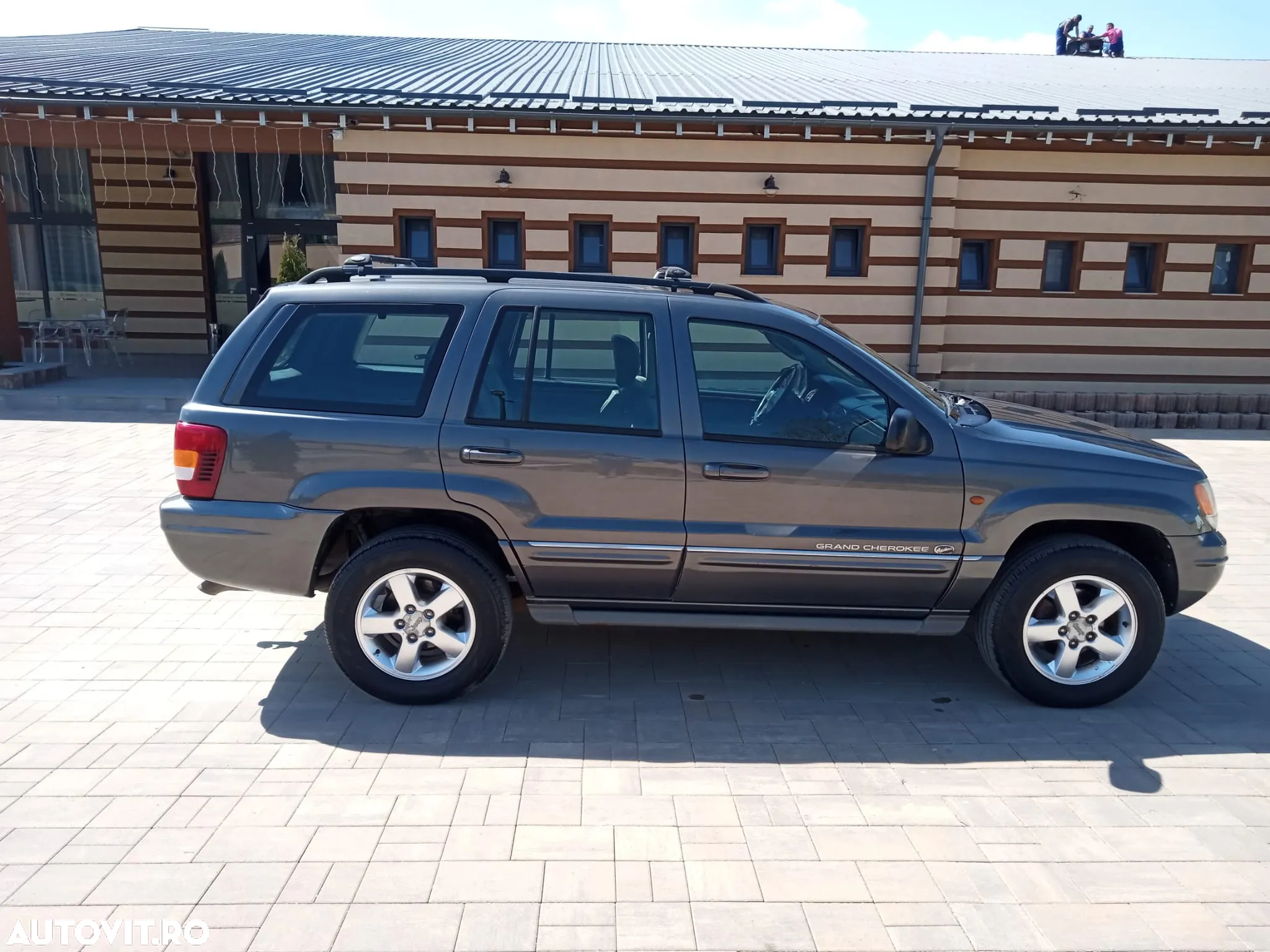 Jeep Grand Cherokee 2.7 CRD Overland - 3