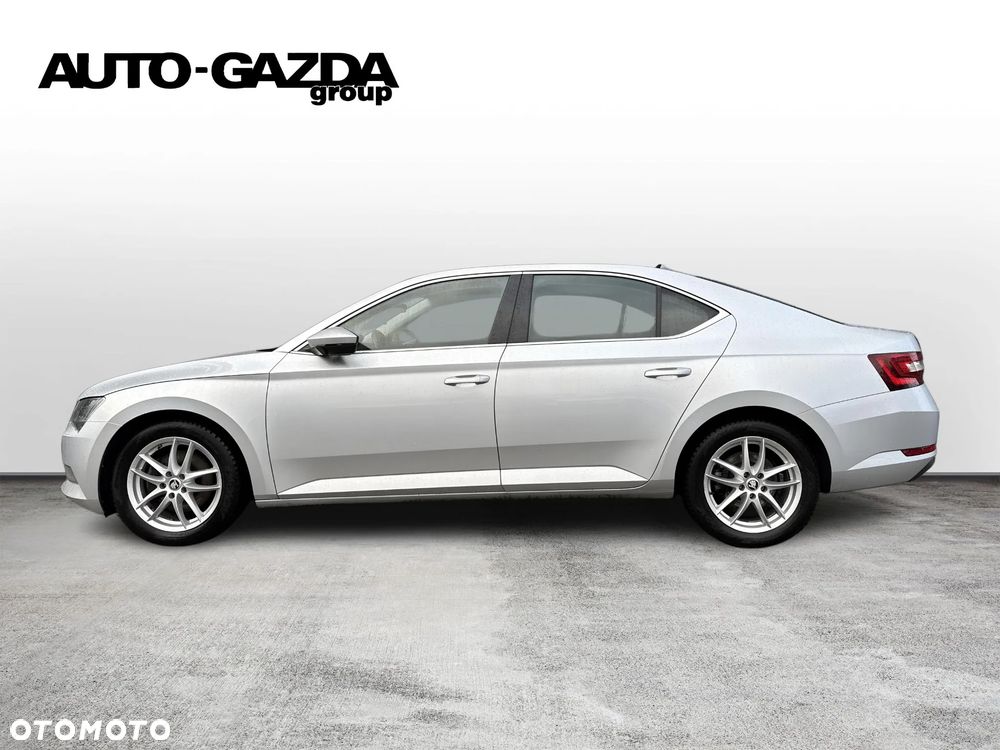 Skoda Superb 2.0 TDI Style - 3