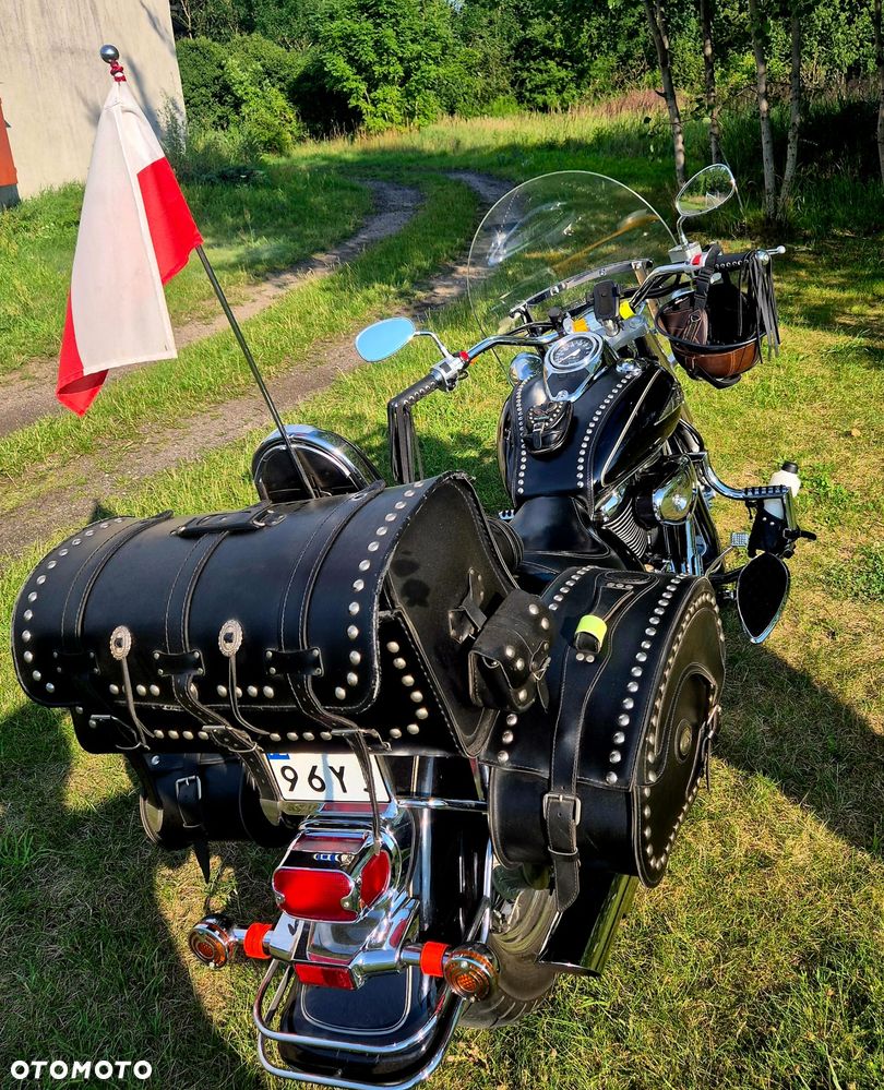 Suzuki VL 800 Volusia - 2