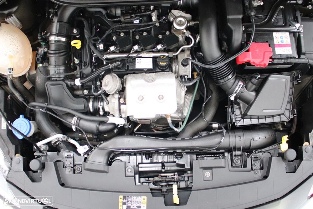 Ford Fiesta 1.0 EcoBoost ST-Line X - 24