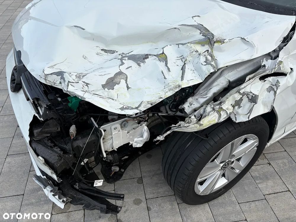 Volkswagen Golf VIII 2.0 TDI Life - 16