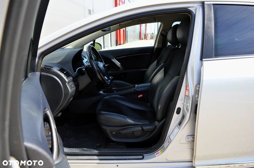 Toyota Avensis 2.0 D-4D Sol - 6