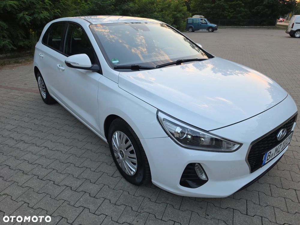 Hyundai i30 1.6 CRDI Select - 3