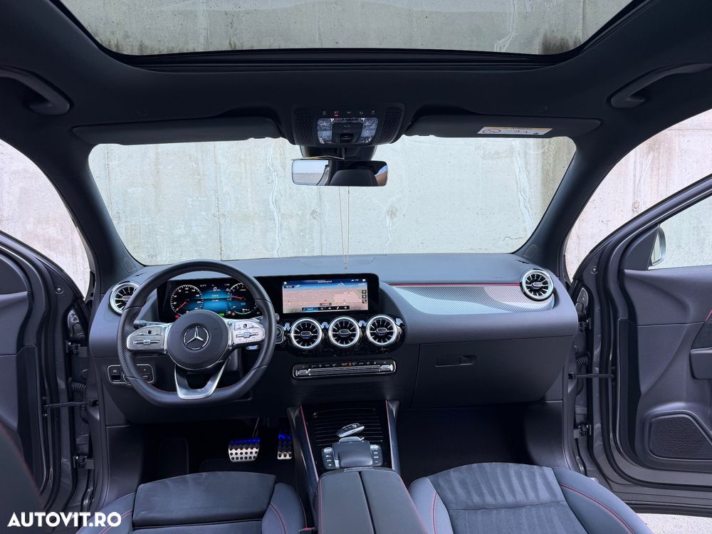 Mercedes-Benz GLA - 18