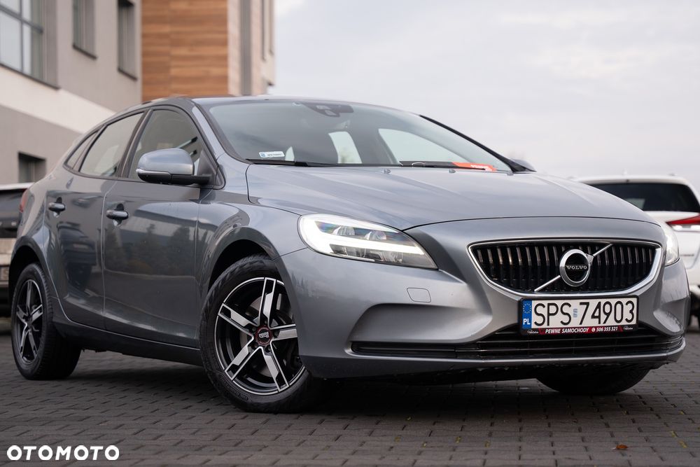 Volvo V40 D2 Geartronic Momentum - 6