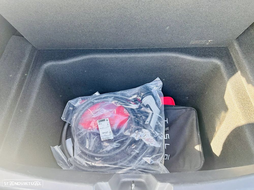 Tesla Model 3 Long Range Tração Integral - 17