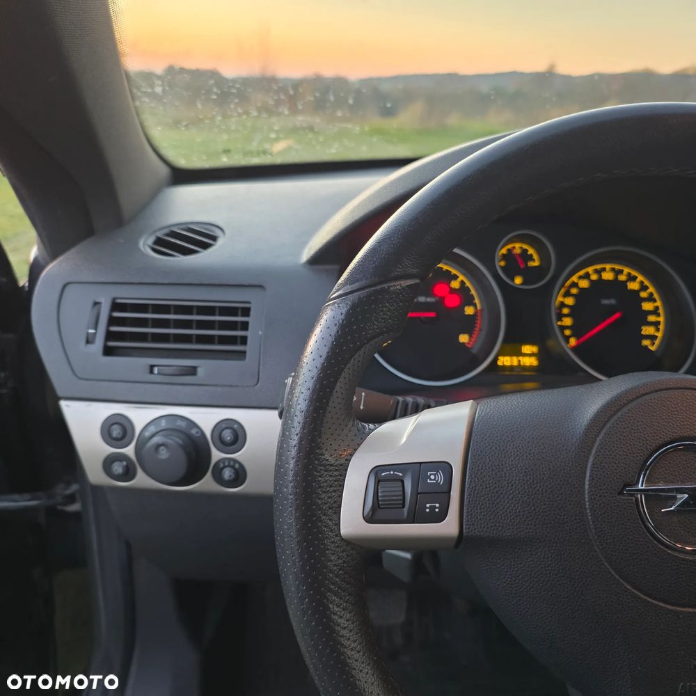 Opel Astra 1.9 CDTI Edition - 22