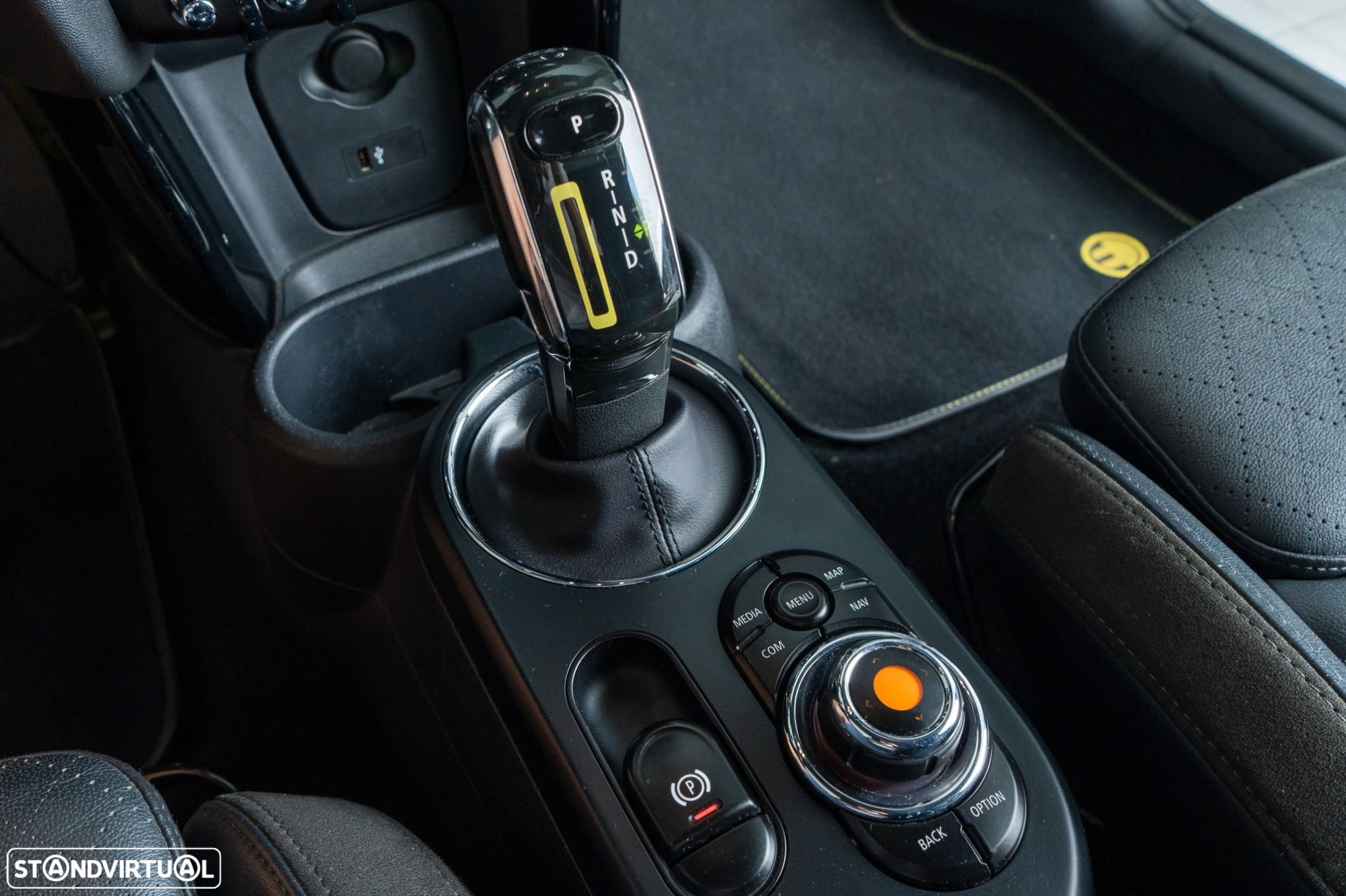 MINI 3 Portas Cooper SE Premium Essential - 6