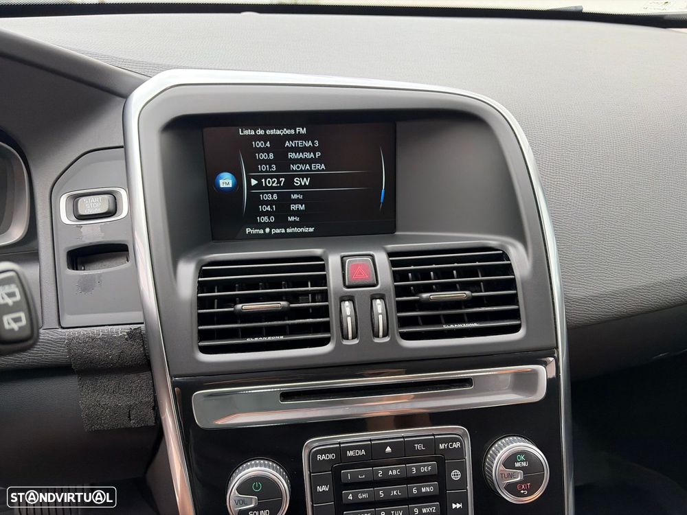 Volvo XC 60 2.0 D4 Dynamic Edition Geartronic - 8