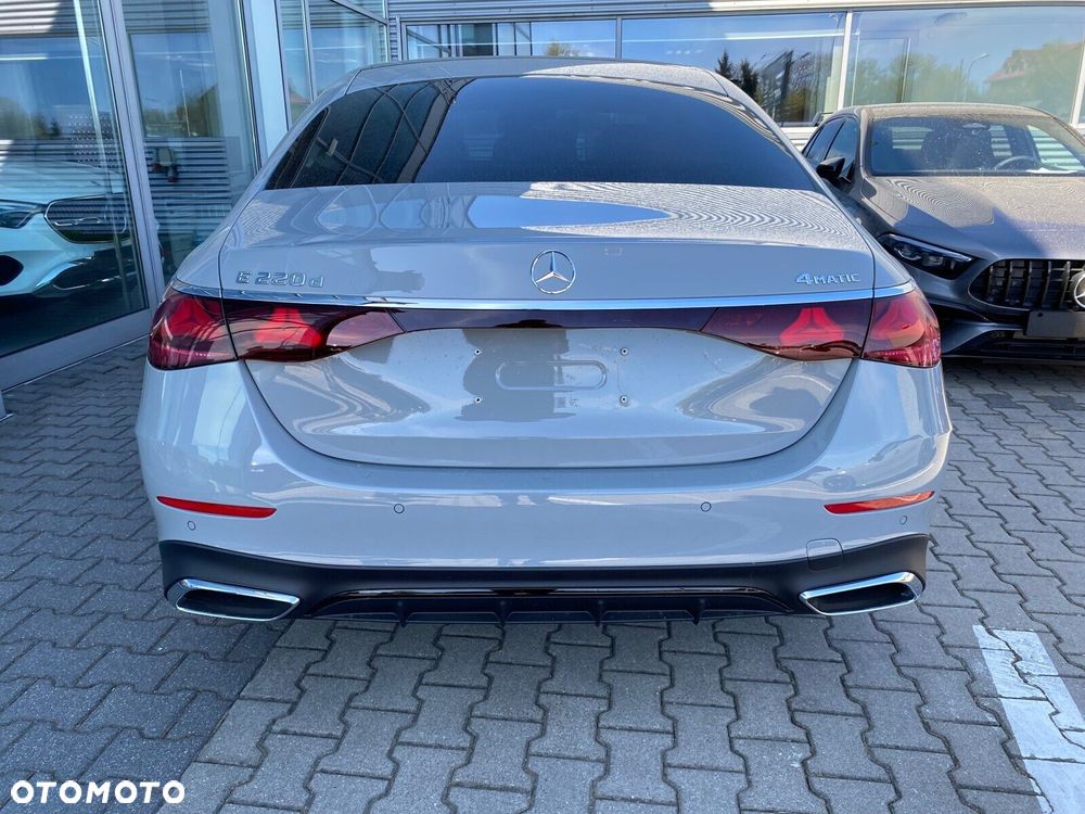 Mercedes-Benz Klasa E - 3