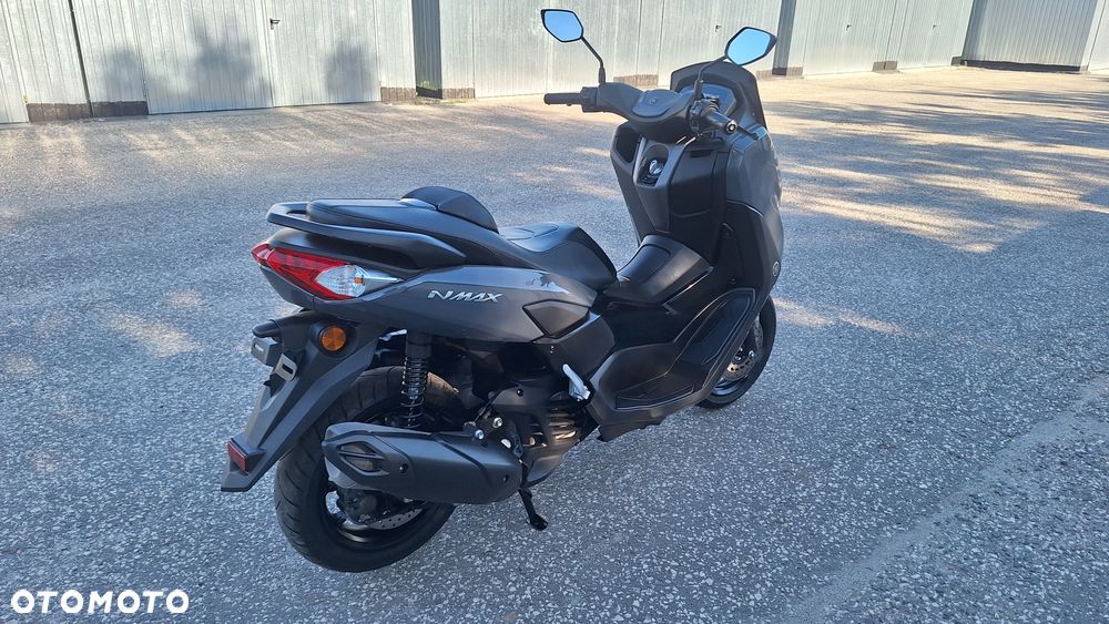Yamaha NMAX - 11