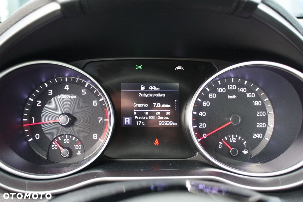Kia XCeed 1.4 T-GDI M DCT - 32