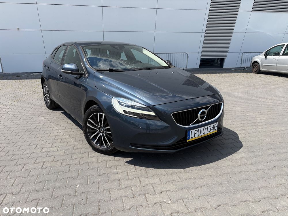 Volvo V40 D2 Momentum - 2
