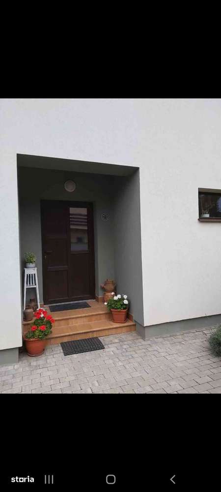 Propietar, vand casa Ghimbav - Imagine principală: 3/5
