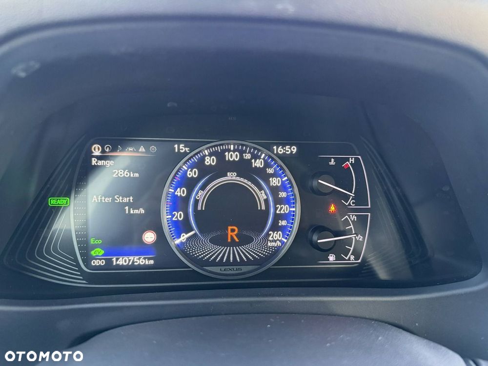 Lexus UX - 22