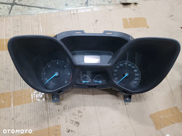 FORD TRANSIT CONNECT MK2 1.5 DCI LICZNIK ZEGARY 17r