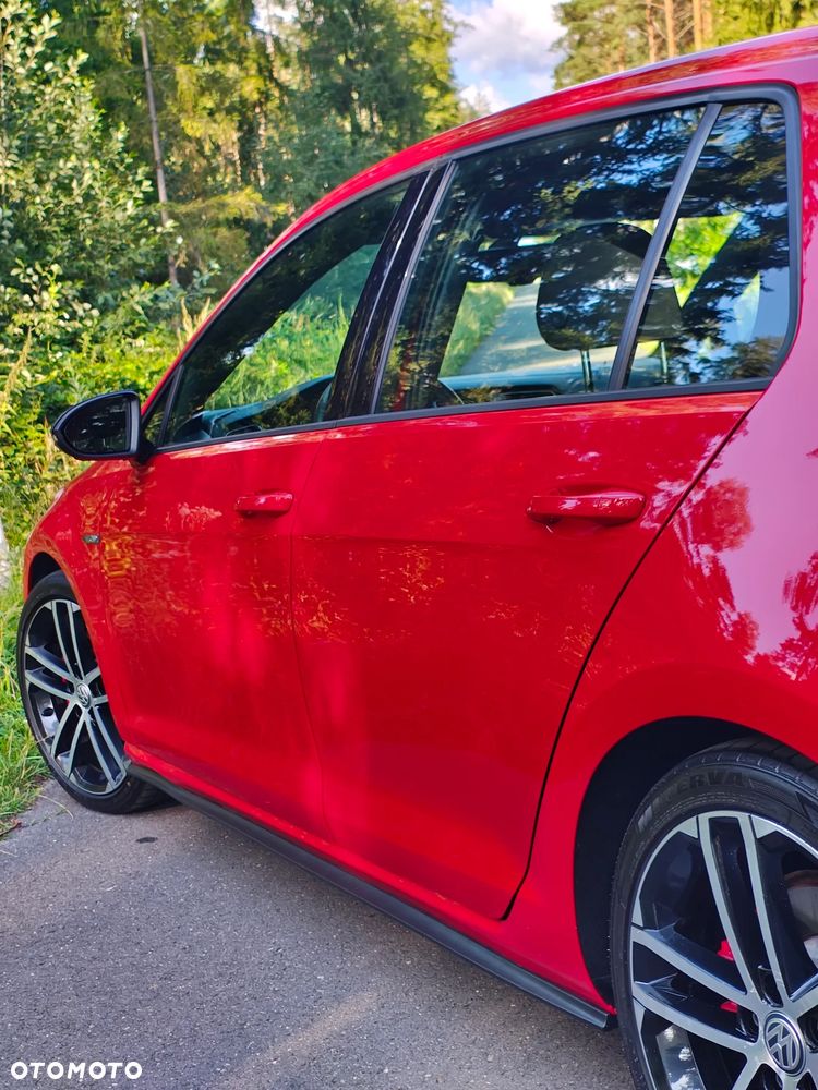 Volkswagen Golf - 39