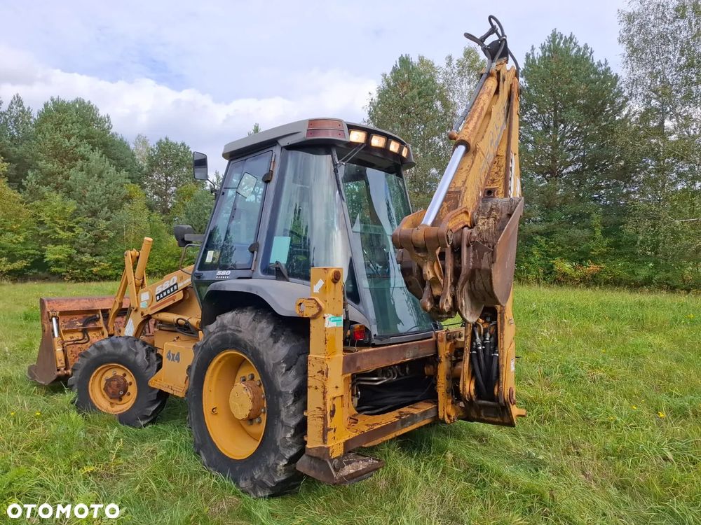 Case 580 SLE Ranger - 4