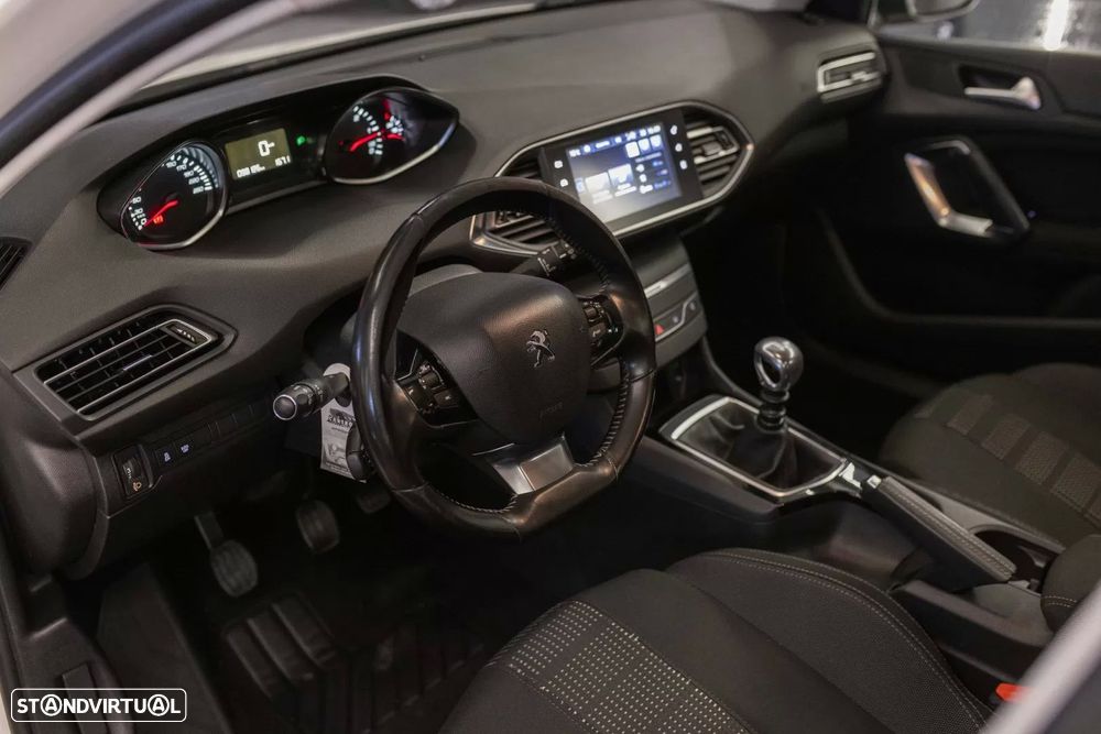Peugeot 308 SW 1.6 BlueHDi Allure - 21