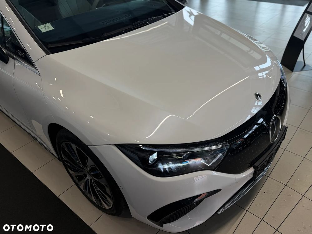 Mercedes-Benz EQE 350 89kWh 4-Matic Electric Art - 13