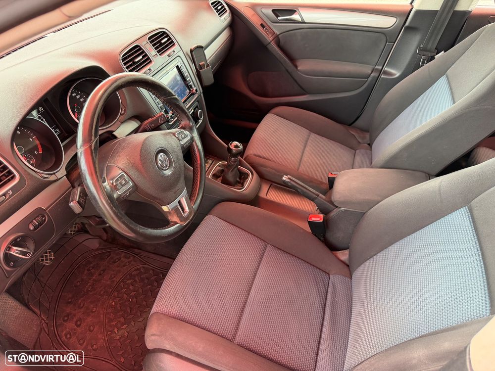 VW Golf 1.6 TDi Confortline - 12