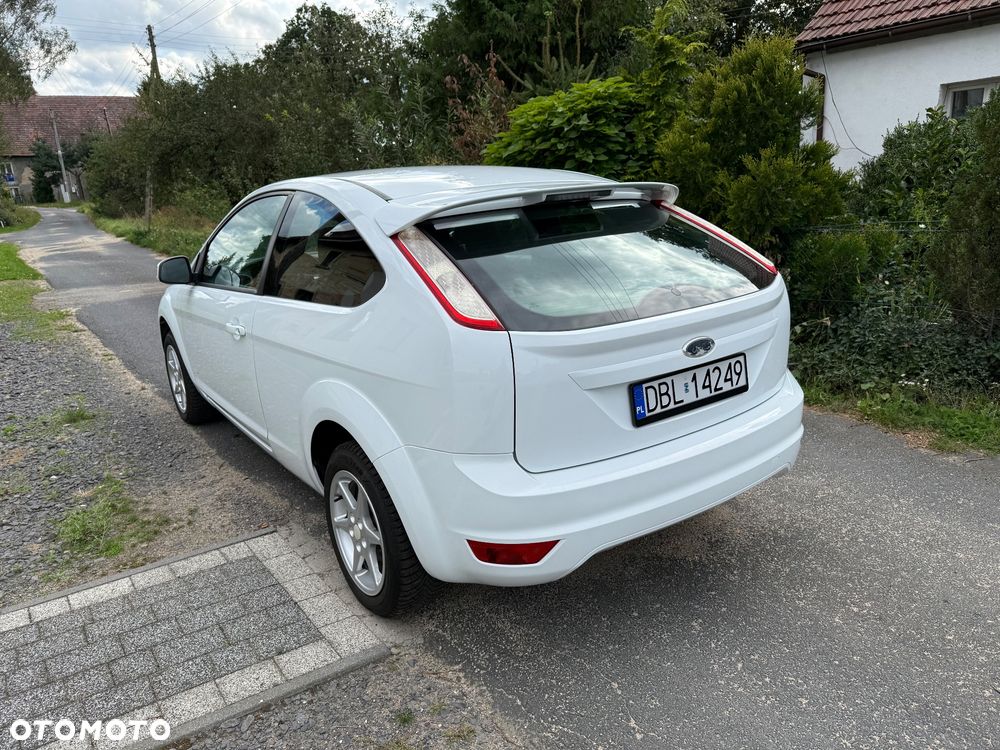 Ford Focus 1.6 16V Style+ - 3