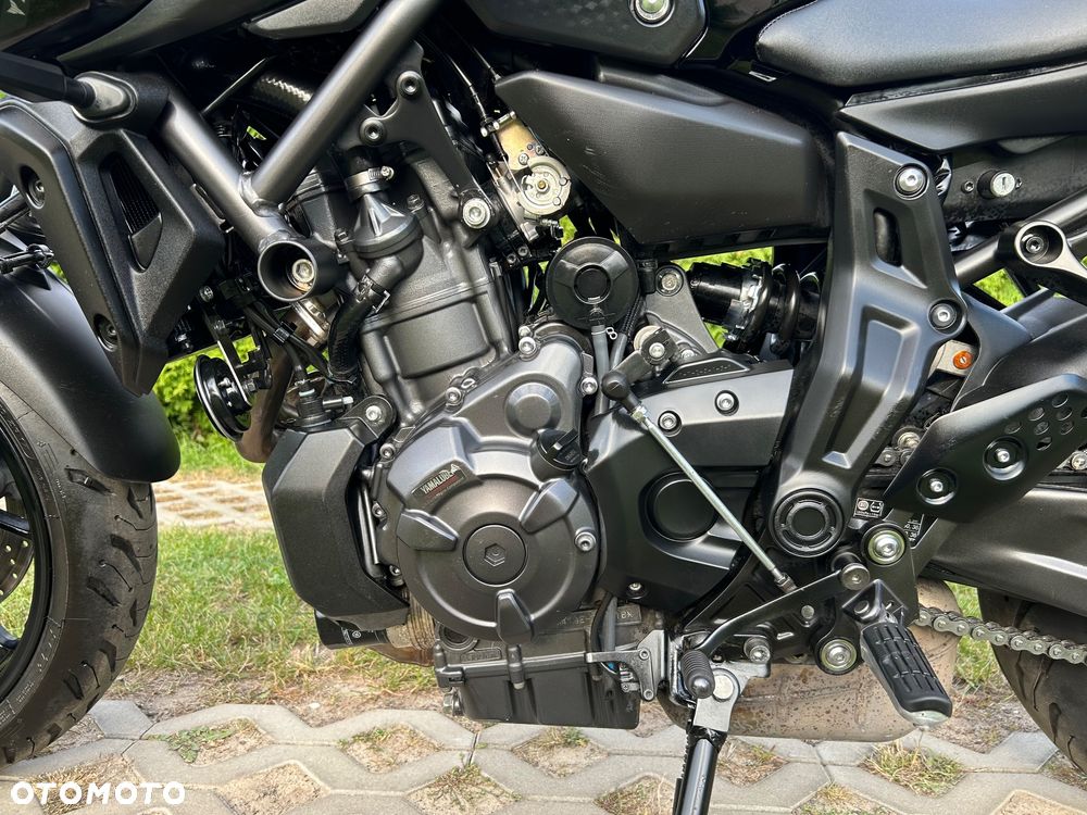 Yamaha MT - 6