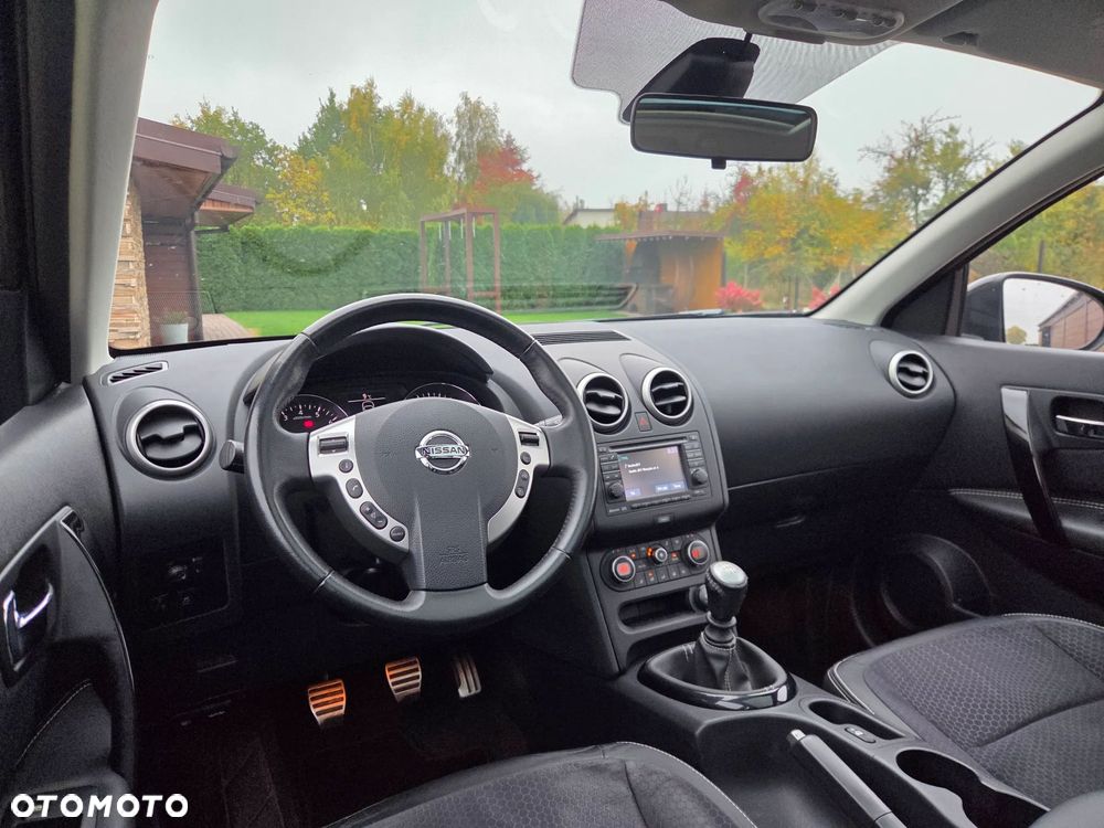 Nissan Qashqai+2 - 17