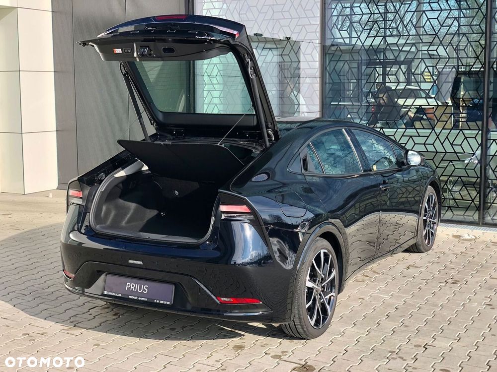Toyota Prius - 32