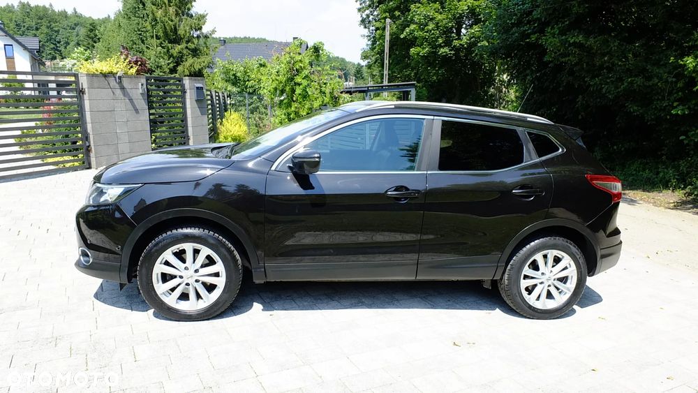 Nissan Qashqai 1.5 dCi Tekna - 11