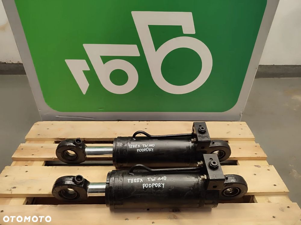 Siłownik hydrauliczny podpór 6501137500 TEREX TW 110 - 1