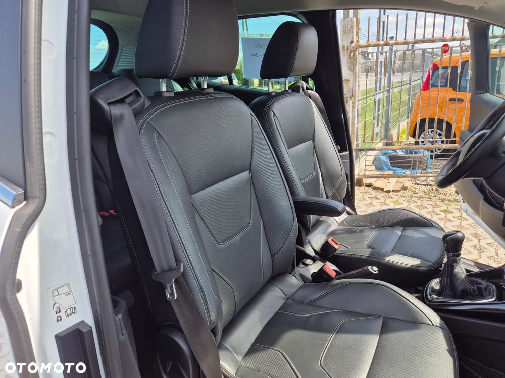 Ford B-MAX 1.0 EcoBoost Titanium X ASS EU6 - 17