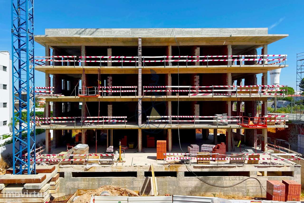 Apartamento T3 em construção com Garagem e Piscina - Portimão - Grande imagem: 5/33