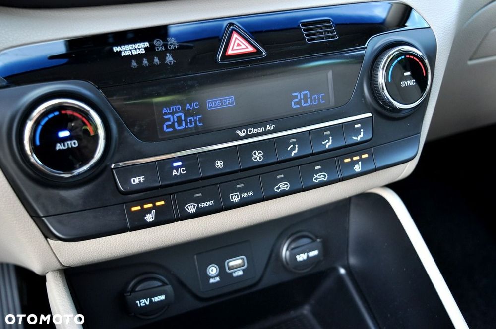Hyundai Tucson 2.0 CRDi 4WD Automatik Passion Plus - 32