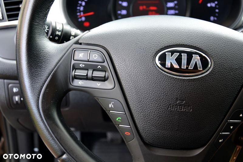 Kia Ceed 1.4 L - 11