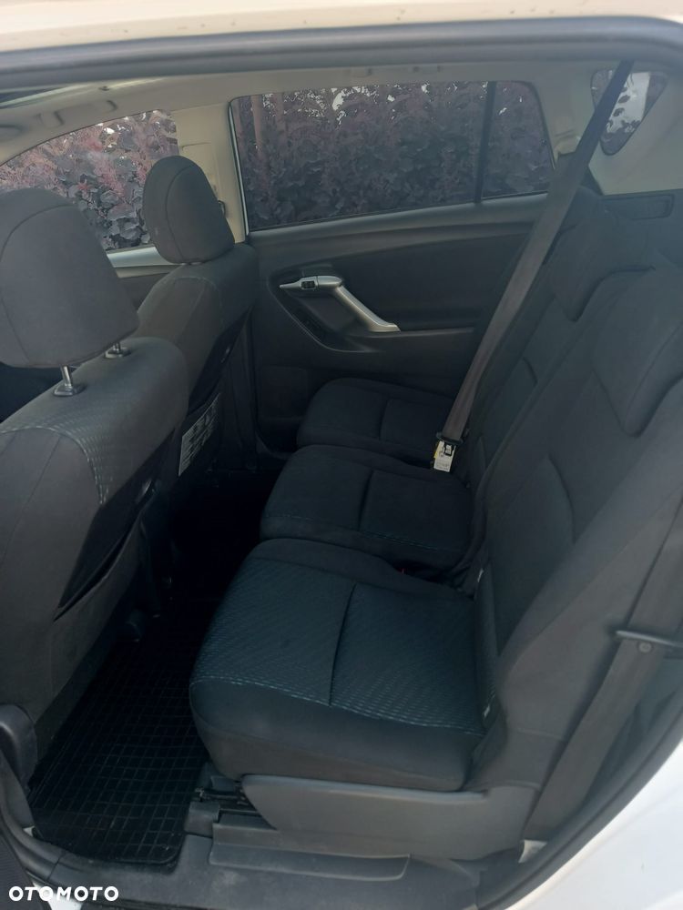 Toyota Verso 2.2 D-CAT Premium - 11