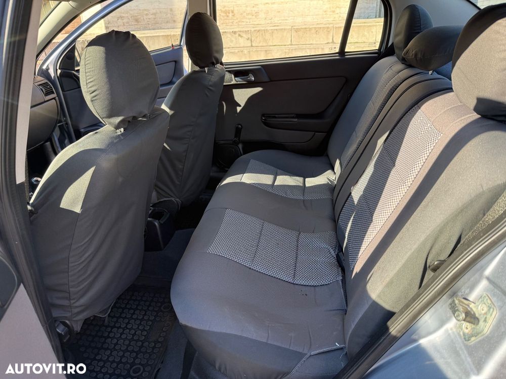 Opel Astra - 17