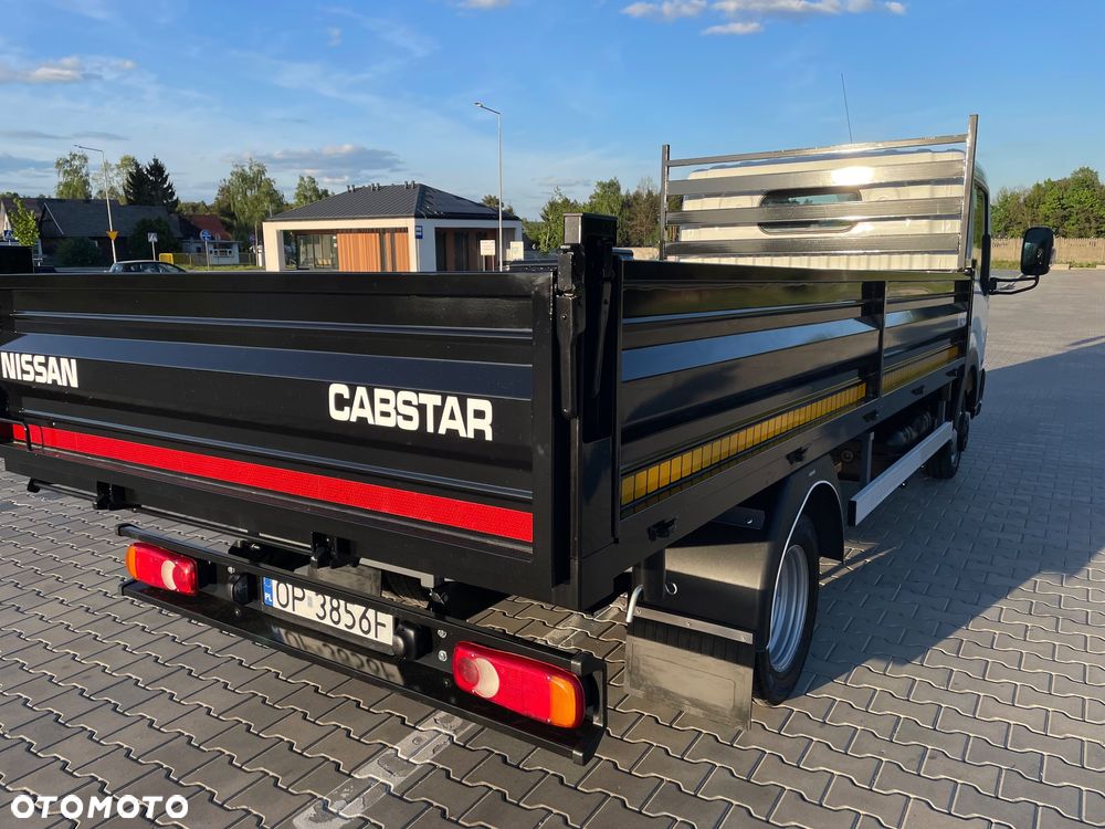 Nissan Cabstar - 14