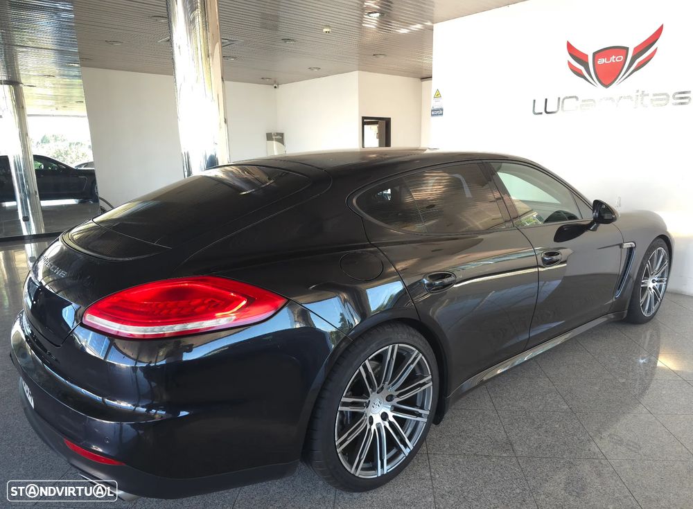 Porsche Panamera 3.0 V6 - 6