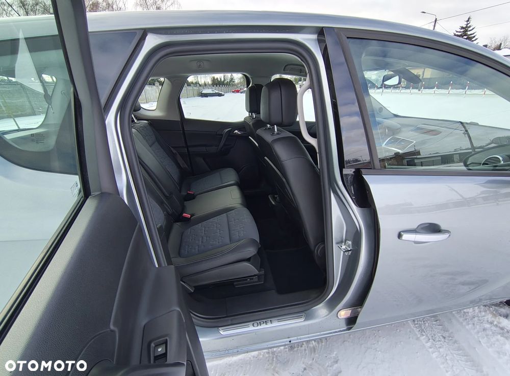 Opel Meriva 1.4 T Cosmo - 27