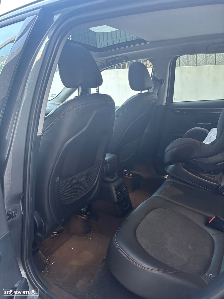 BMW 214 Active Tourer d Pack M - 5