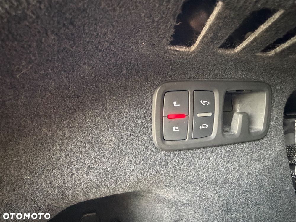 Audi Q8 50 TDI mHEV Quattro Tiptronic - 27