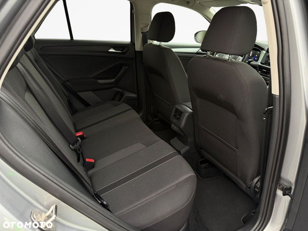 Volkswagen T-Roc - 20